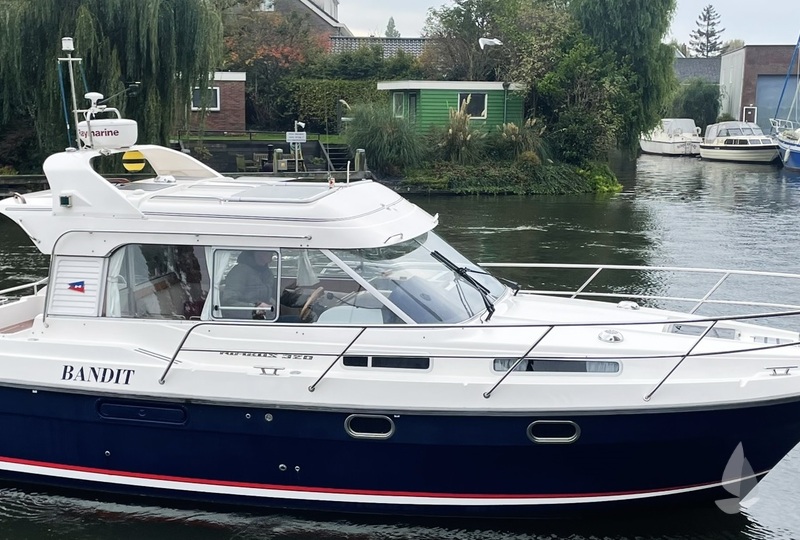 Nimbus 320 Coupe Bandit