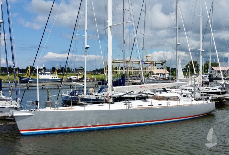 Stadtship 70 Red Rooster