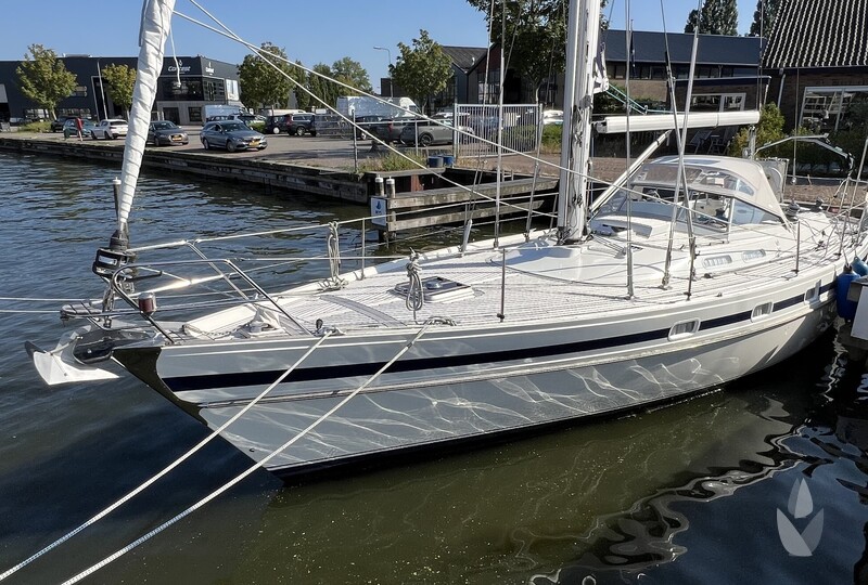 Contest 40S Sea-Otter